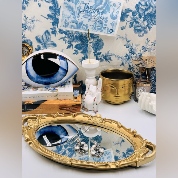 🆕 OSCAR DE LA RENTA 🧿 NWOT Crystal-Embellished Hoop Drop Earrings - Picture 2 of 16